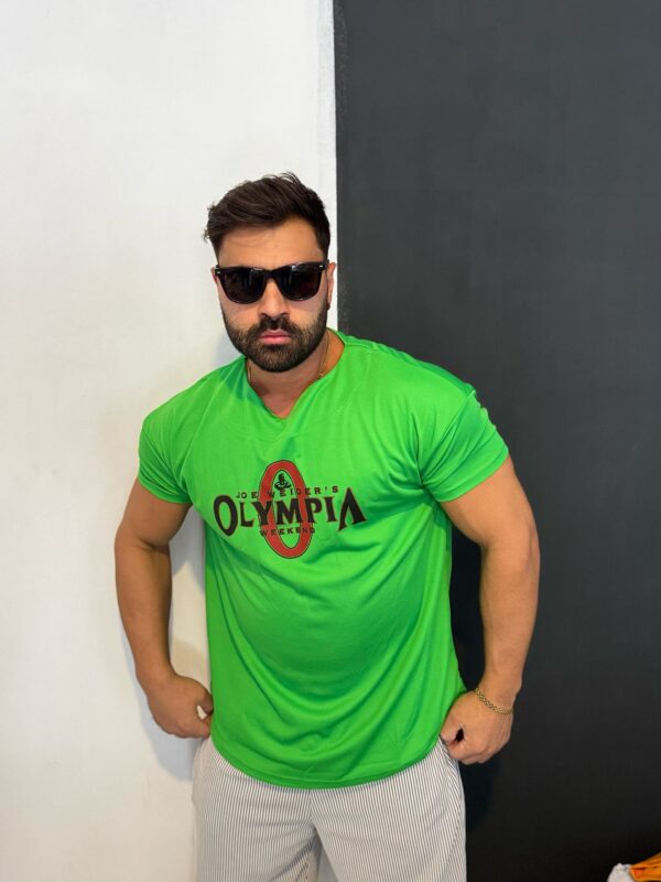 OLYMPİA Baskılı Dar Kol V yaka Hafif T-shirt - Görsel 2