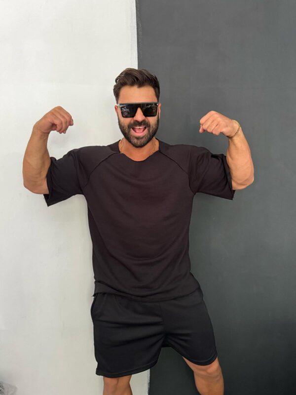 Açık Bisiklet Yaka Oversize T-shirt - Görsel 3