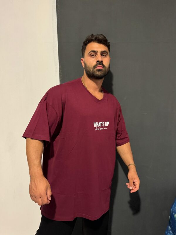 Bordo V Yaka Küçük Baskılı Battal Beden TİŞÖRT - Görsel 3