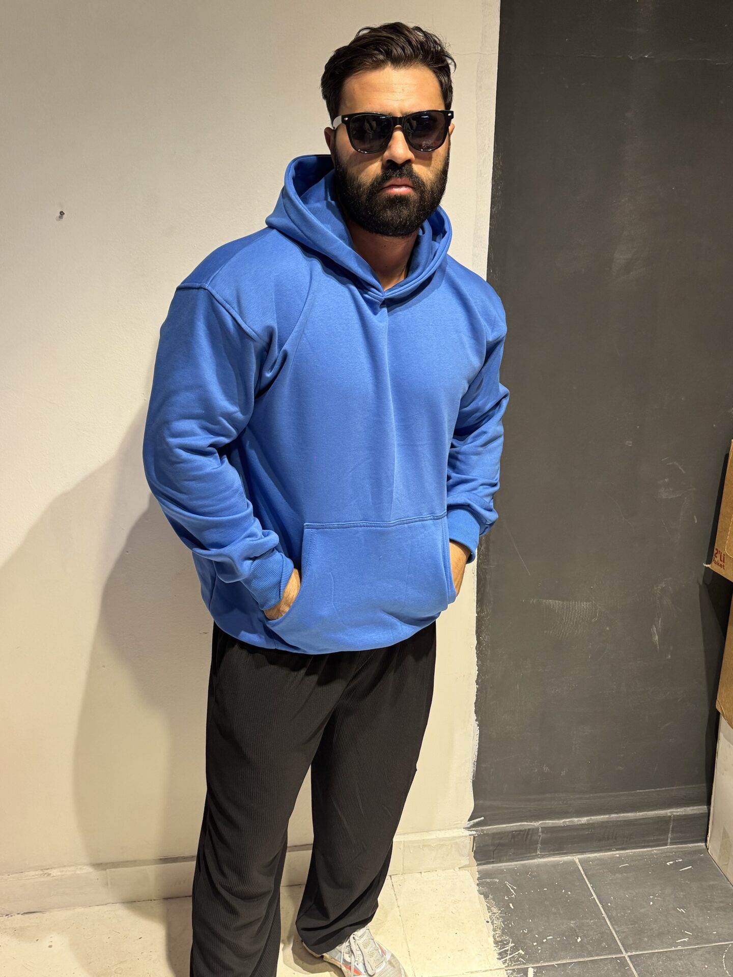 Mavi Kapşonlu Battal ve Normal Beden 3 İplik Şardonlu Baskısız - Görsel 7