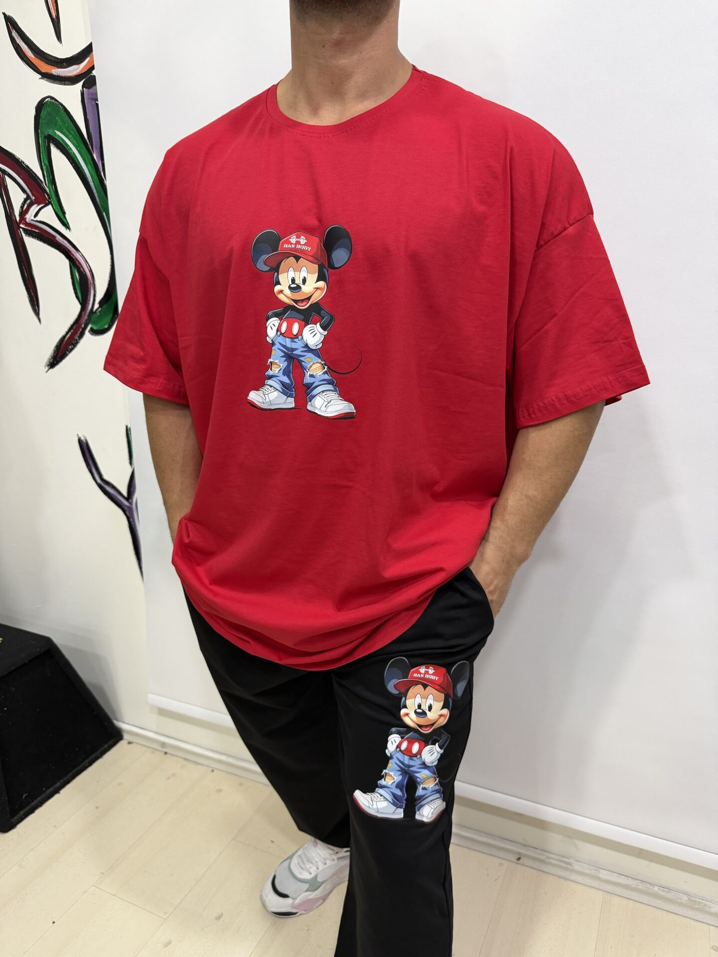 Büyük Beden Mickey Mouse Takım Bol Rahat Ve Kesim Sadece Bas Body’de - Görsel 3