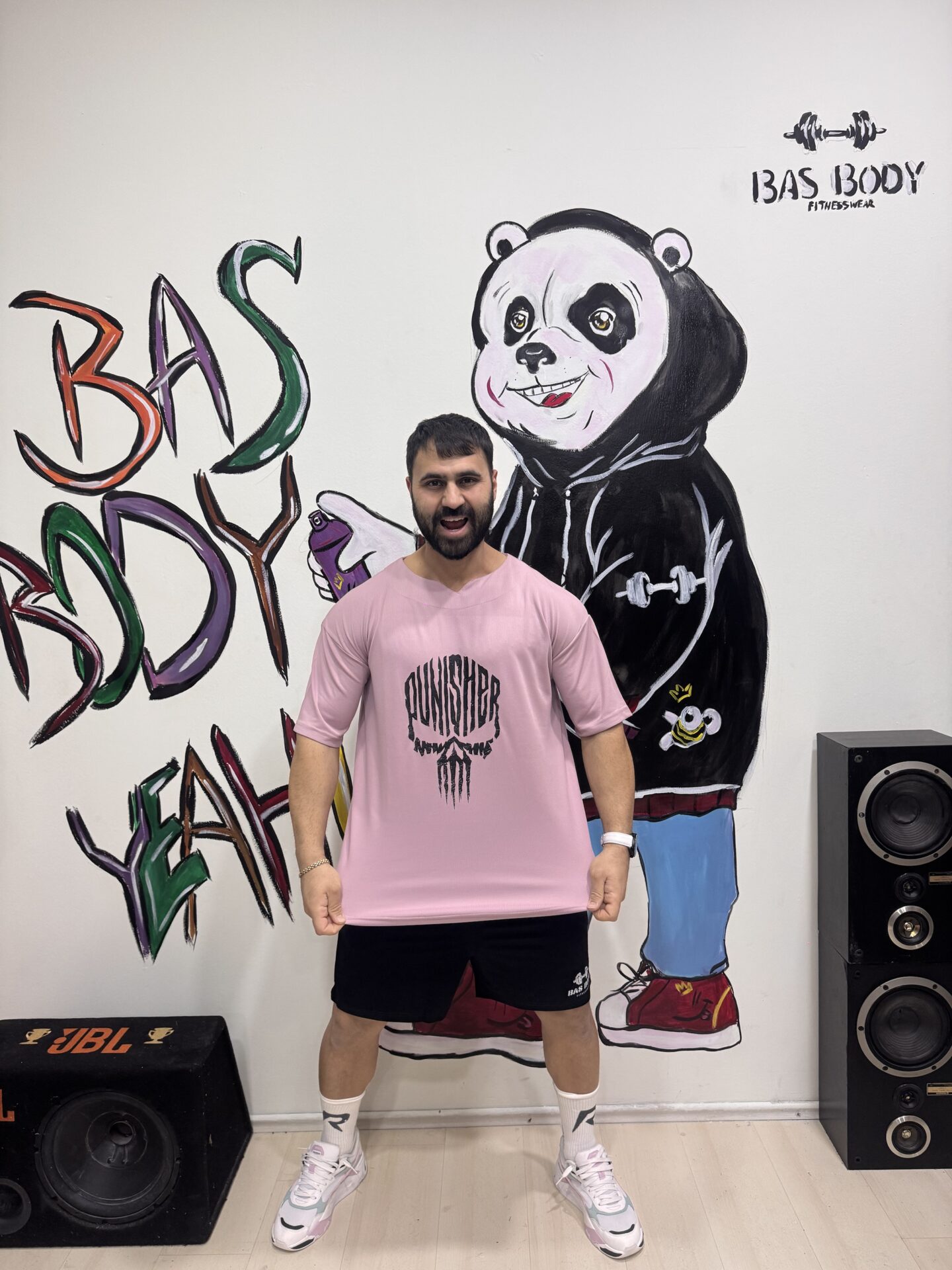 Punisher Baskılı Koyu Pembe Delikli Kumaş Relaxx Model Fitness Tişört - Görsel 3