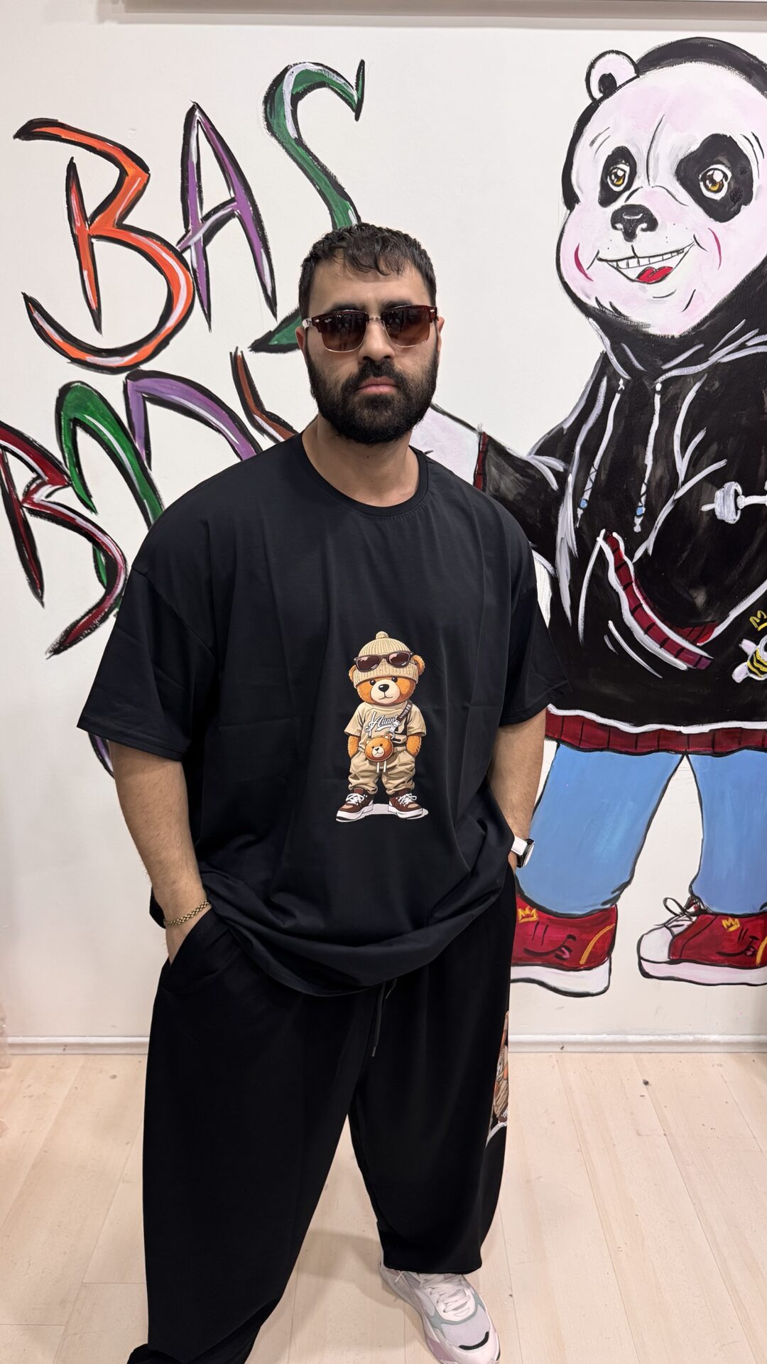 Ayıcık Desenli Siyah Battal Büyük Beden Bisiklet Yaka Tişört - Görsel 4