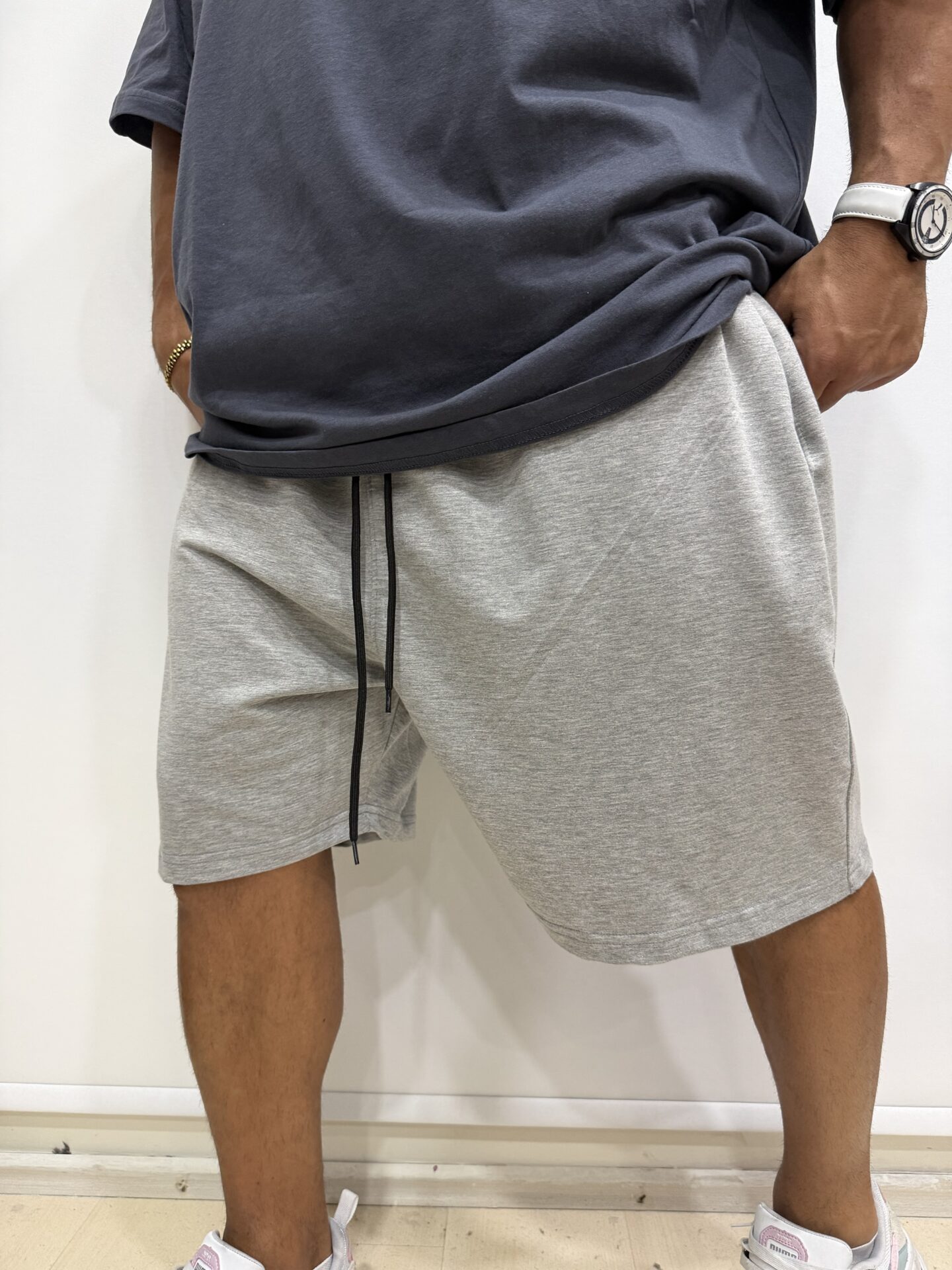 Gri Penye 2 İplik Kapri Şort Derin Çift Cepli Yumuşak Dokulu Kumaş %100 Pamuk - Görsel 7