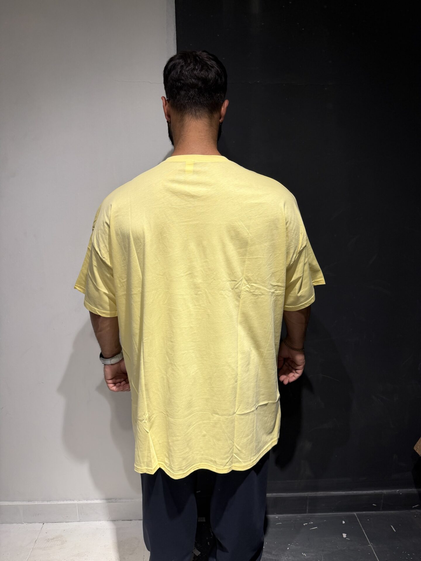 V Yaka %100 Pamuk Sarı Basic Kısa Kol Tişört - Görsel 4