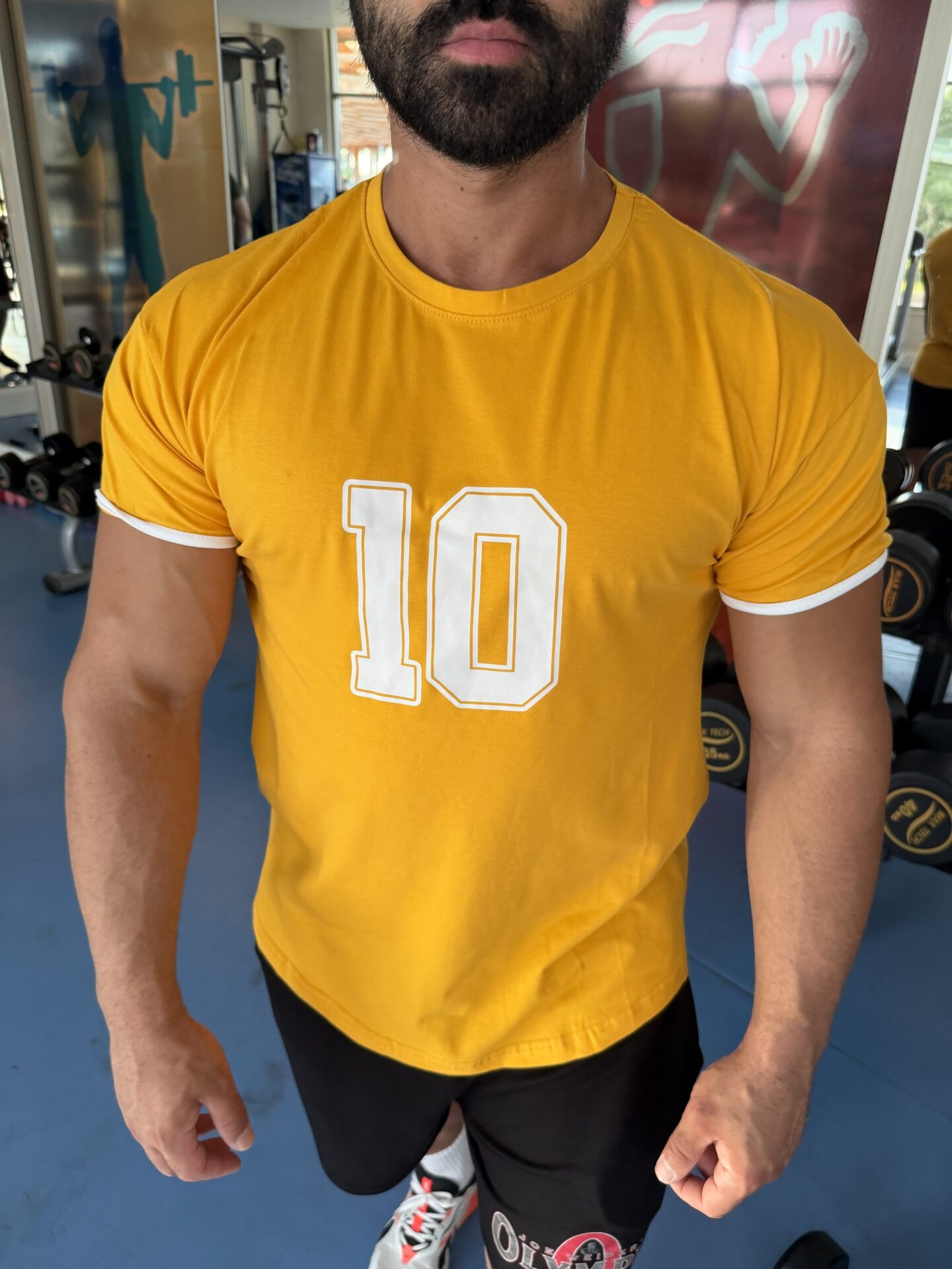 Sarı 10 No Baskı Bisiklet Yaka Dar Kol Likralı Oval Kesim Tişört - Görsel 5